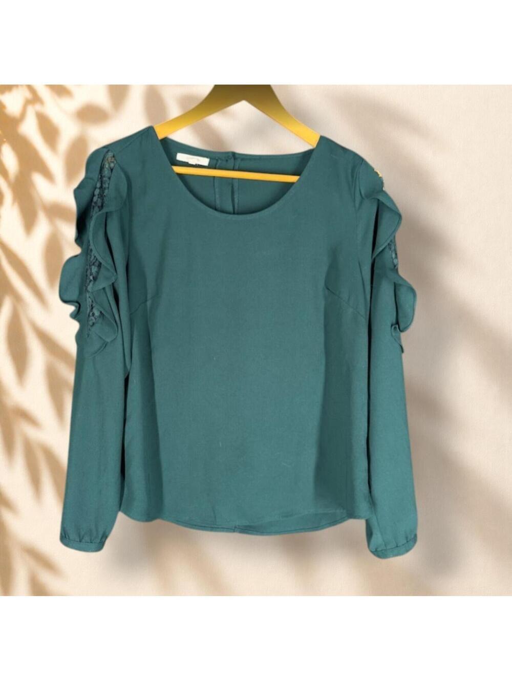 Maurices Blouse Women M Medium Green Long Sleeve Button Round Neck Casual Solid